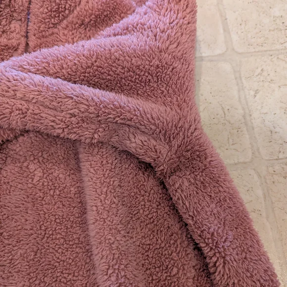Cozy Pink Fleece Pullover - Picture 3 of 6